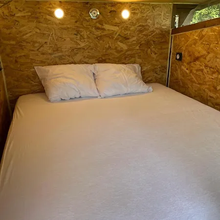 Luxury tent Les Lucioles Avec Jacuzzi Privatif Privas